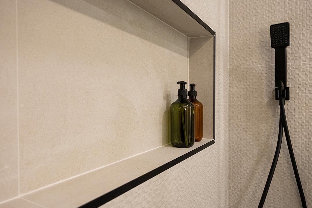 hornazinas de baño acabado negro hornacinas de baño